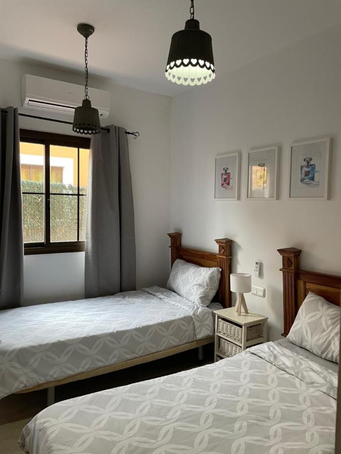 Casa Piedra, Luxury Family Front Line Golf, Hot Tub,Pool Table, 8 Pers, Caleta De Fuste Villa ภายนอก รูปภาพ