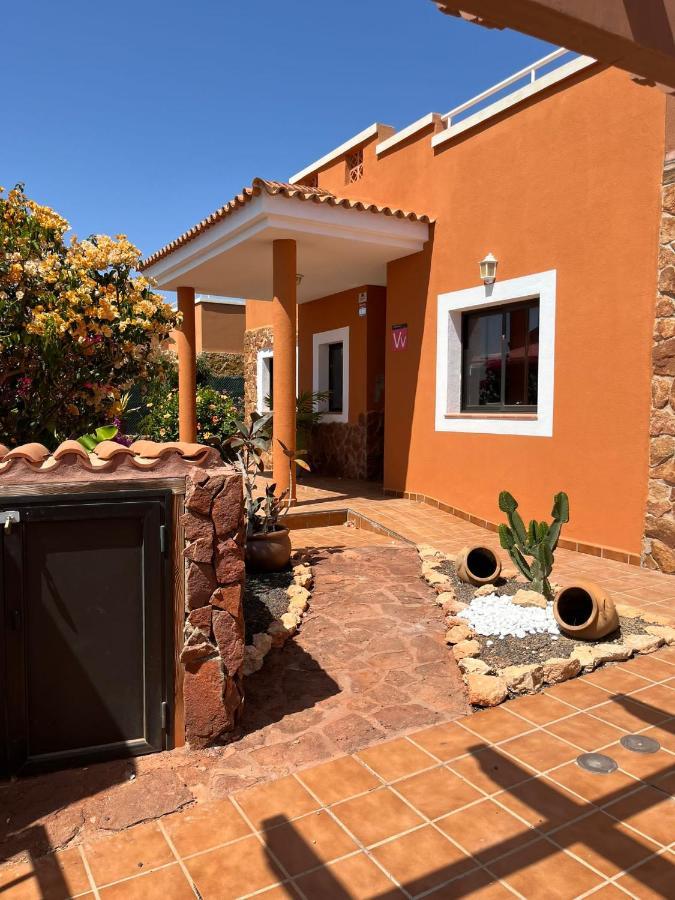 Casa Piedra, Luxury Family Front Line Golf, Hot Tub,Pool Table, 8 Pers, Caleta De Fuste Villa ภายนอก รูปภาพ