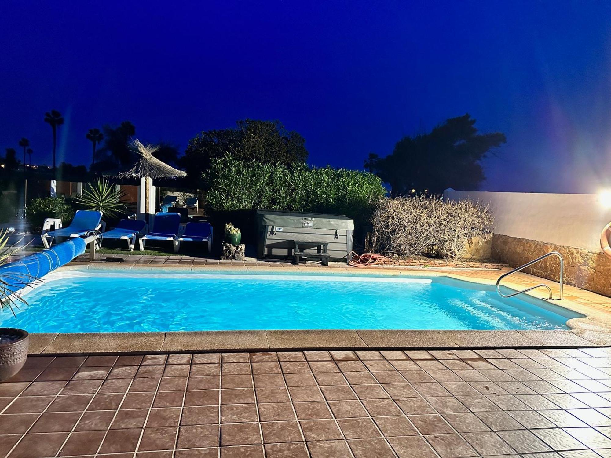 Casa Piedra, Luxury Family Front Line Golf, Hot Tub,Pool Table, 8 Pers, Caleta De Fuste Villa ภายนอก รูปภาพ